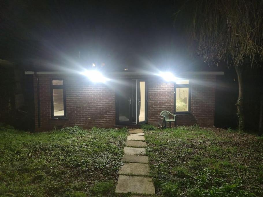 Holiday Out House Apartman London Kültér fotó